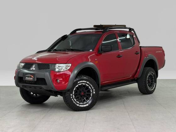 MITSUBISHI L200 SAVANA 3.2 4X4 16V TURBO INTERCOOLER DIESEL 4P MANUAL